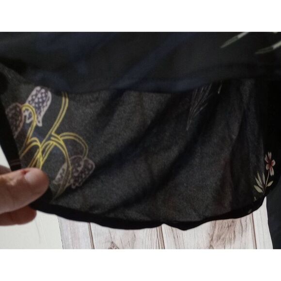 Ann Taylor Loft Shirt‎ Ladies Extra Small Black Floral Semi Sheer Long Sleeve - Picture 5 of 8